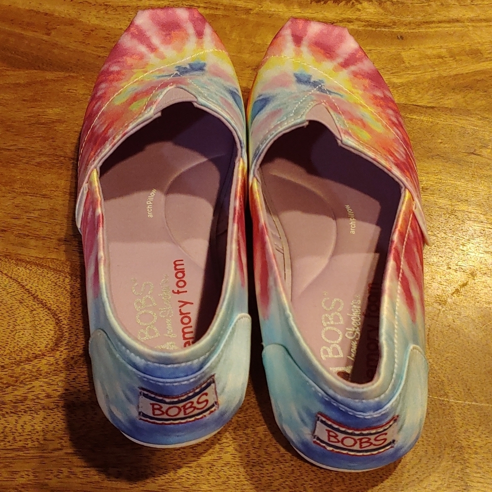 Sketchers Tie Die Bobs Size 7 - Picture 3 of 4